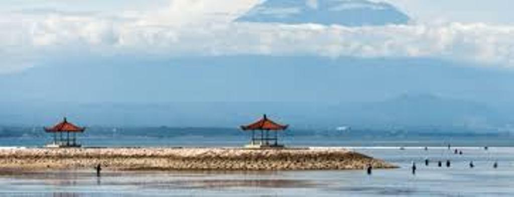 Laghawa Beach Hotel Sanur Exterior foto