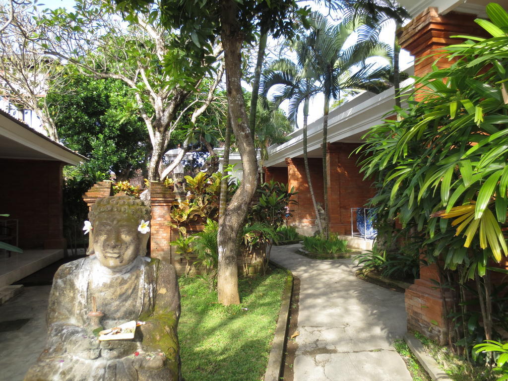 Laghawa Beach Hotel Sanur Exterior foto