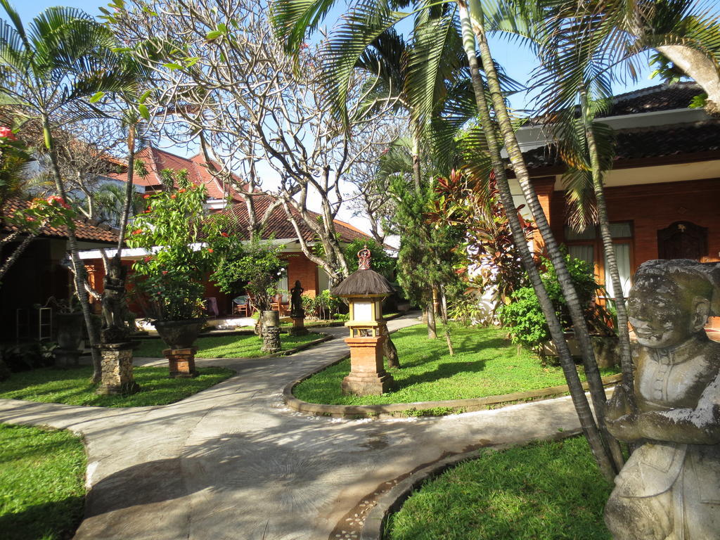 Laghawa Beach Hotel Sanur Exterior foto